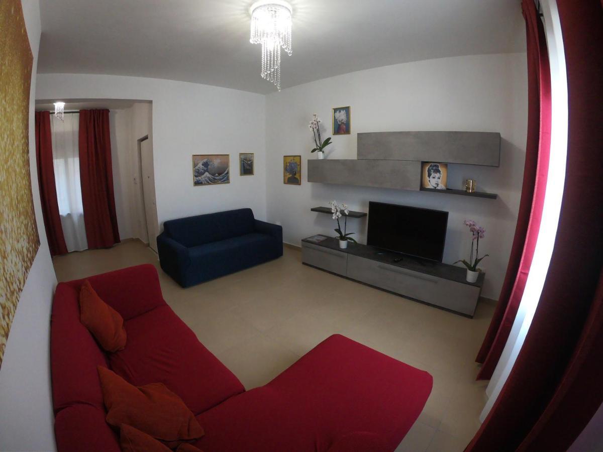 Caserta Royale Apartment מראה חיצוני תמונה