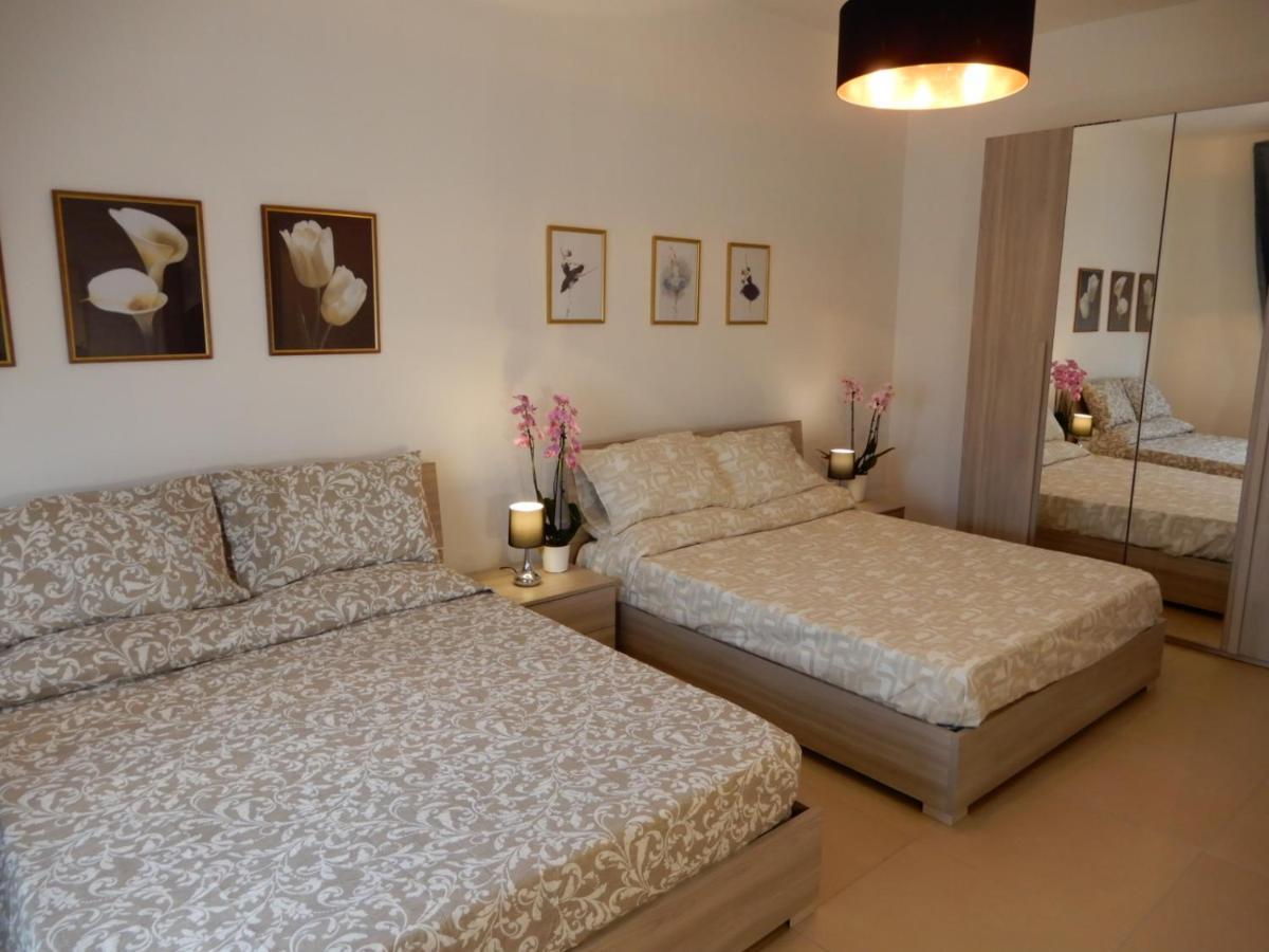 Caserta Royale Apartment מראה חיצוני תמונה