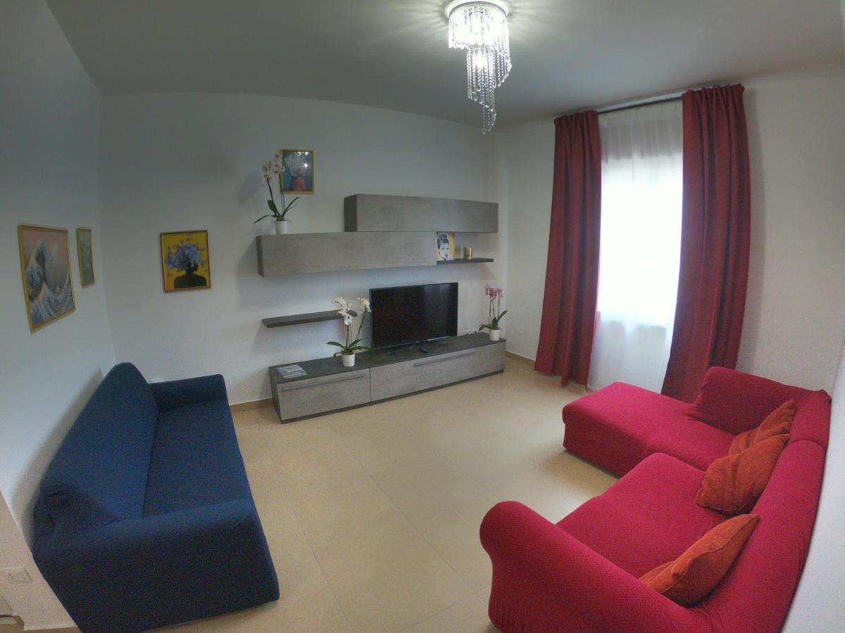 Caserta Royale Apartment מראה חיצוני תמונה