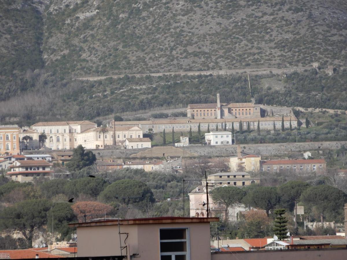 Caserta Royale Apartment מראה חיצוני תמונה