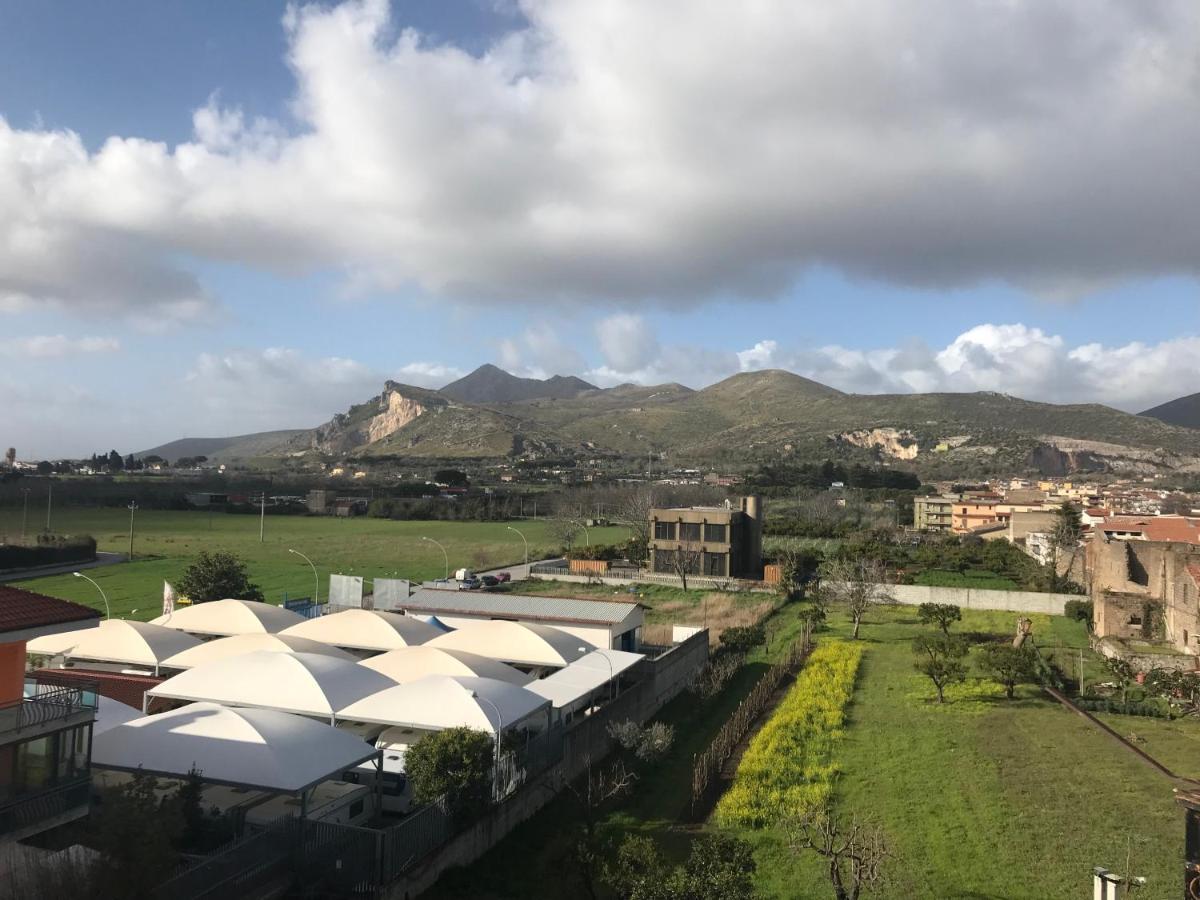 Caserta Royale Apartment מראה חיצוני תמונה