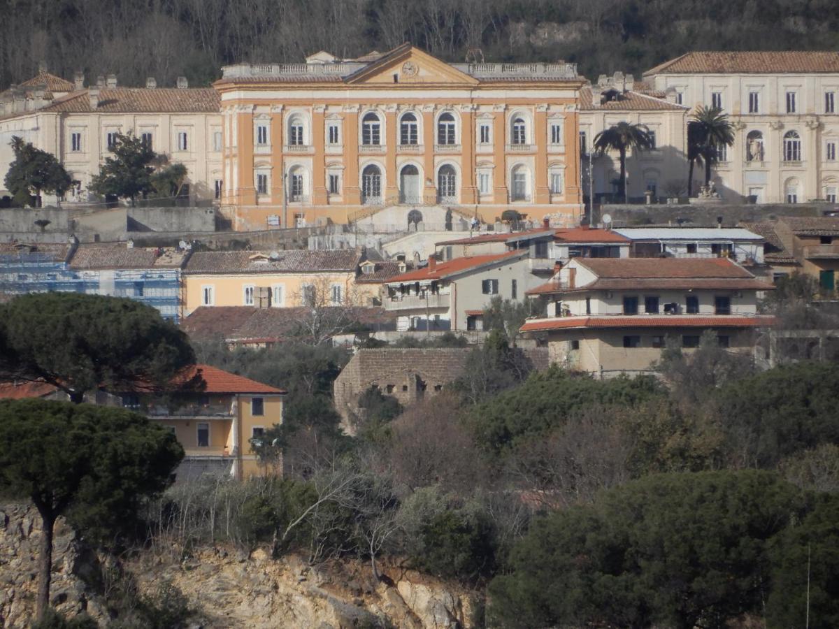 Caserta Royale Apartment מראה חיצוני תמונה