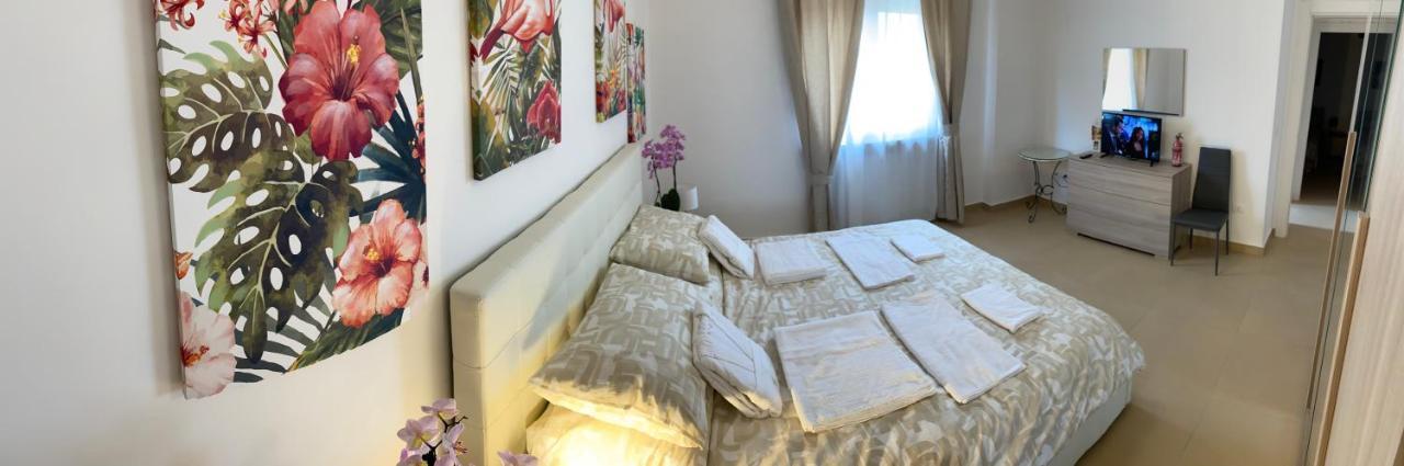 Caserta Royale Apartment מראה חיצוני תמונה