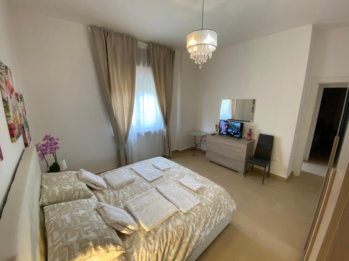 Caserta Royale Apartment מראה חיצוני תמונה