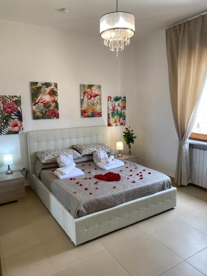 Caserta Royale Apartment מראה חיצוני תמונה